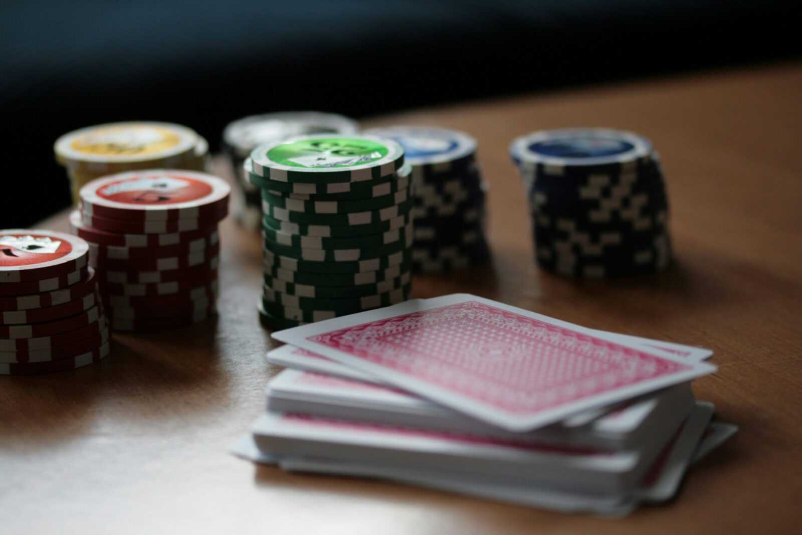 poker pot odds strategy